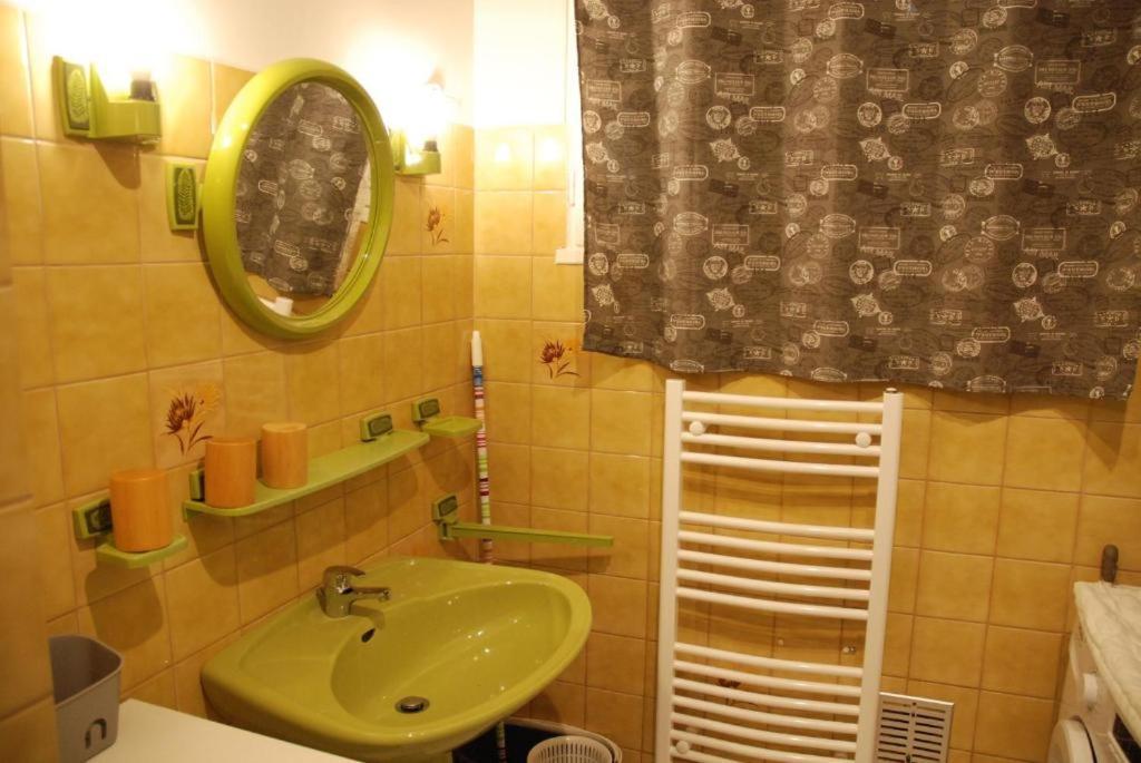 Mont-Dol E-Harz Ar Menez Bed & Breakfast 部屋 写真